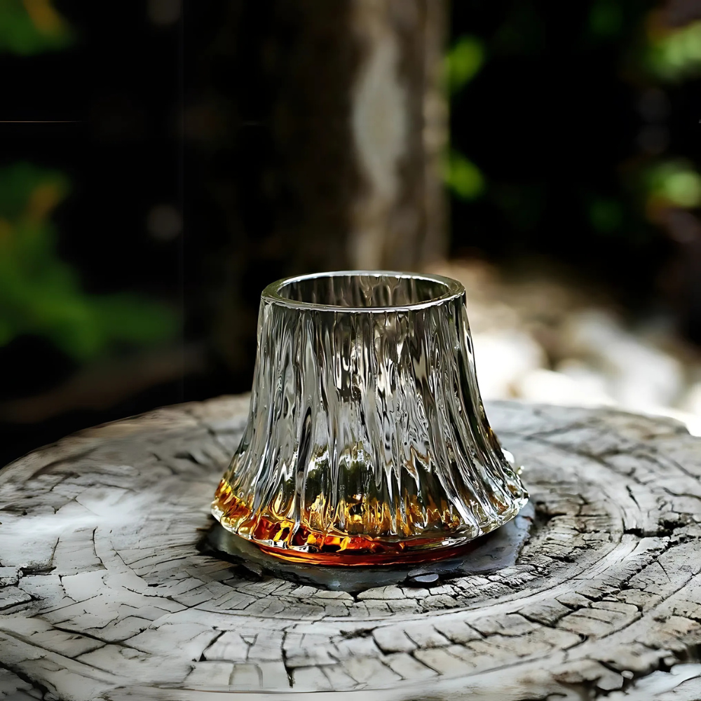 Elegant Mt Fuji whiskey glass, perfect for Japanese giftware and whiskey lovers